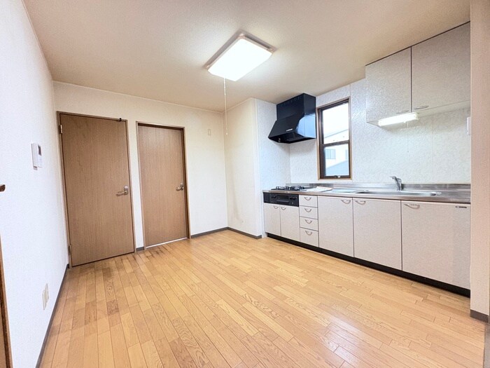 物件内観写真10　(居室)