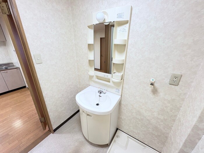 物件内観写真13　(洗面)