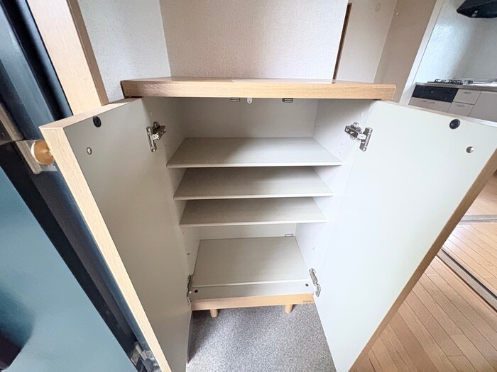 物件内観写真18　(靴箱)