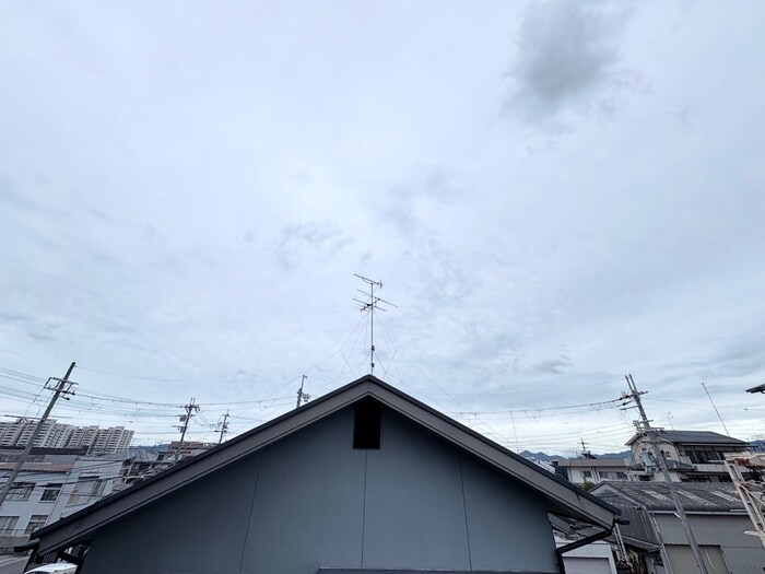 物件内観写真20　(室内からの展望)