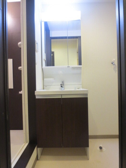物件内観写真8　(洗面)