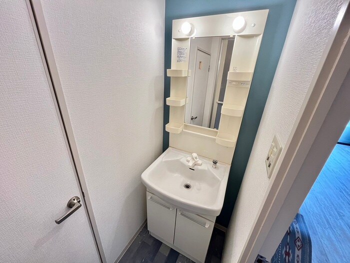 物件内観写真13　(洗面)