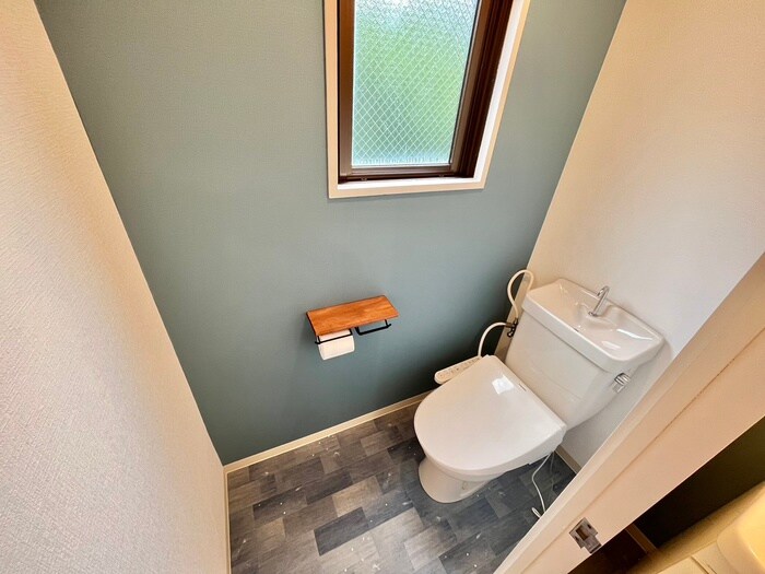 物件内観写真14　(トイレ)