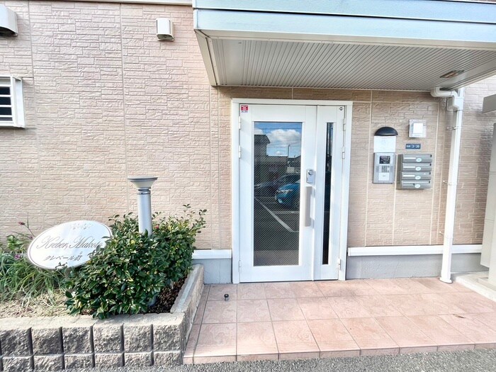 物件外観写真3　(建物設備)