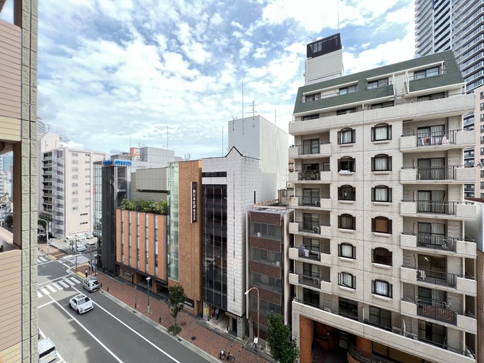 物件内観写真16　(玄関)