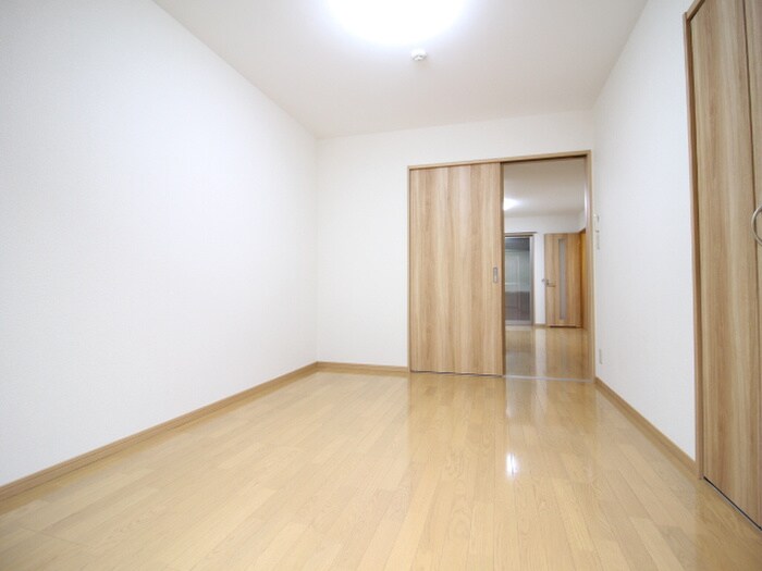 物件内観写真10　(居室)