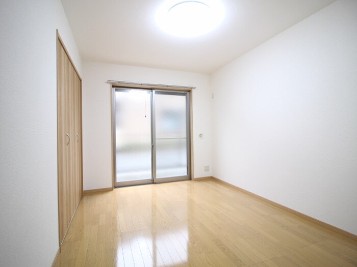 物件内観写真11　(居室)