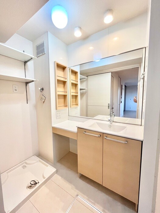 物件内観写真10　(洗面)