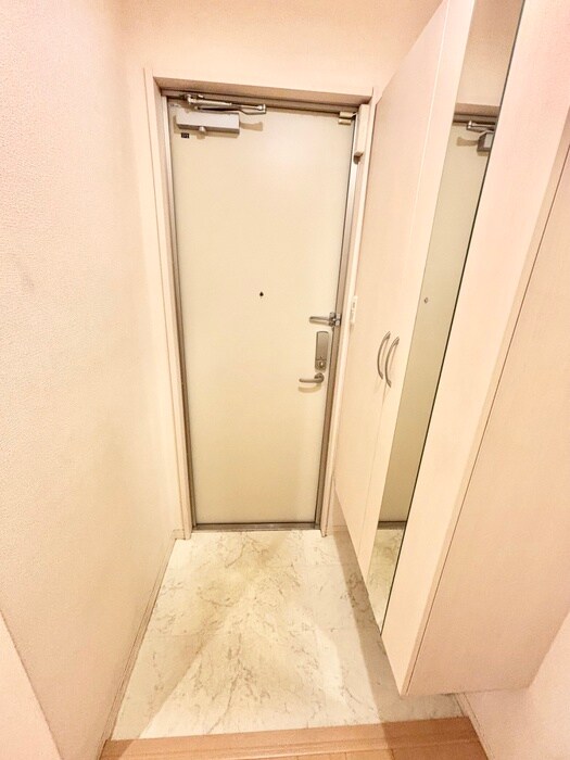 物件内観写真20　(玄関)