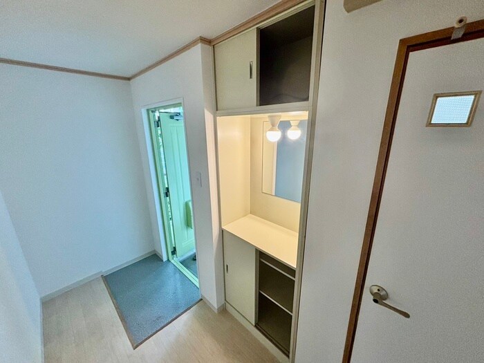 物件内観写真14　(靴箱)