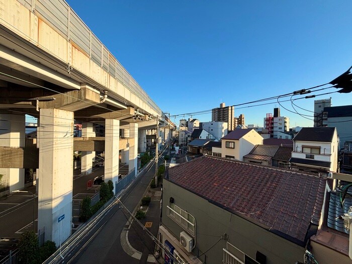 物件内観写真16　(室内からの展望)