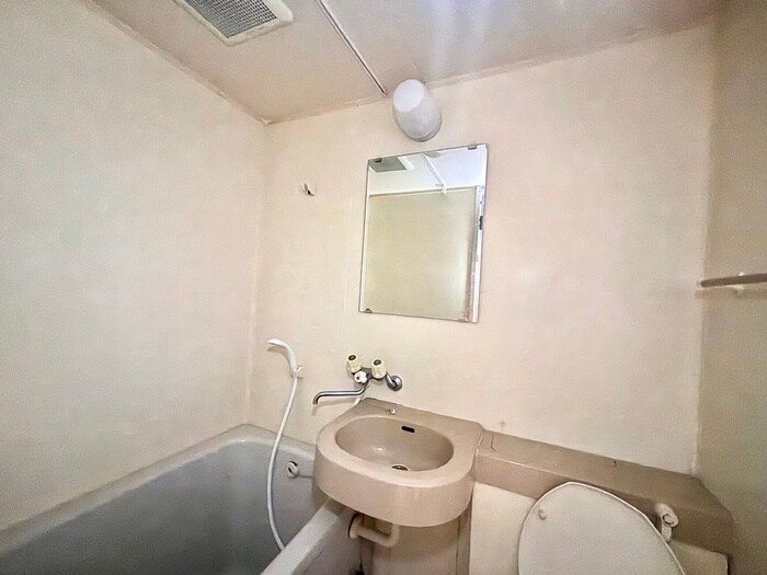 物件内観写真11　(洗面)