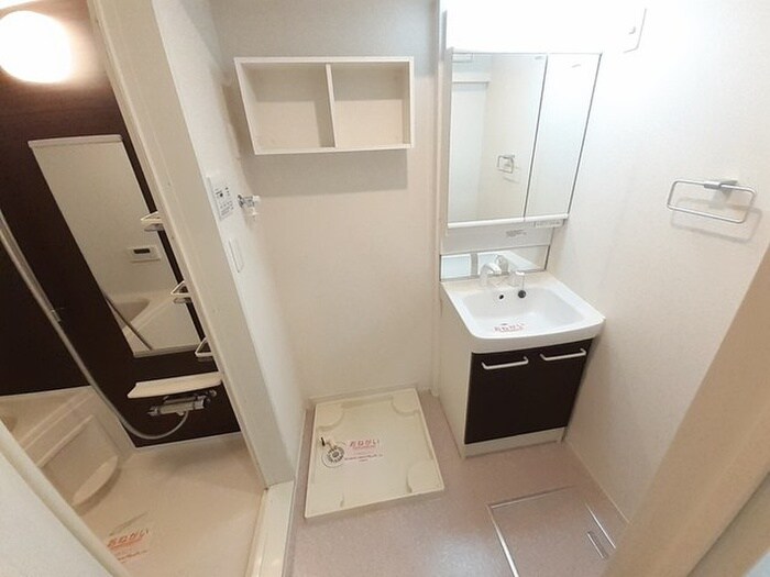 物件内観写真11　(洗面)