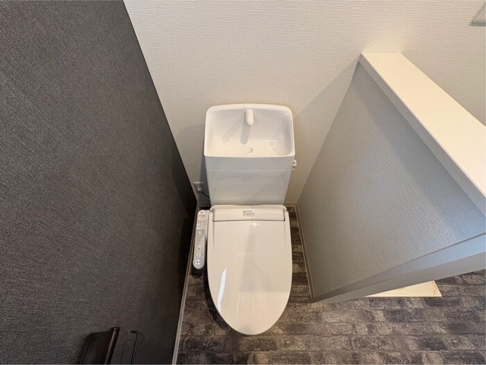 物件内観写真12　(トイレ)