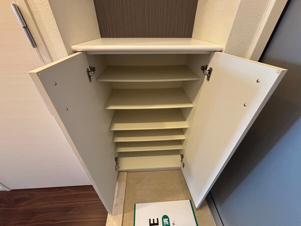 靴箱
