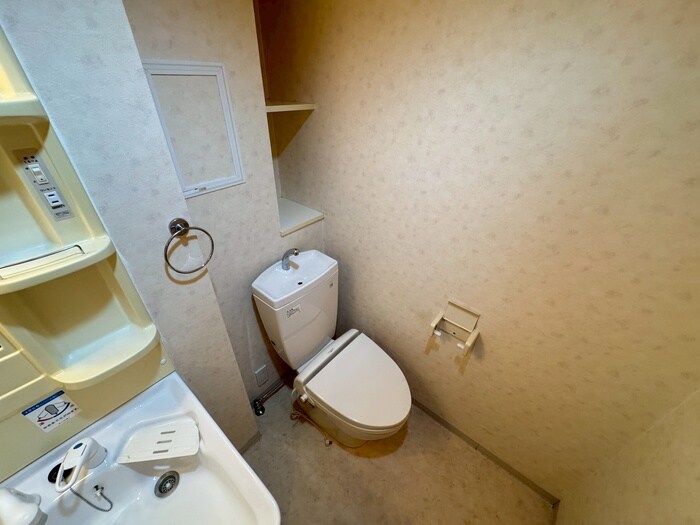 物件内観写真11　(トイレ)