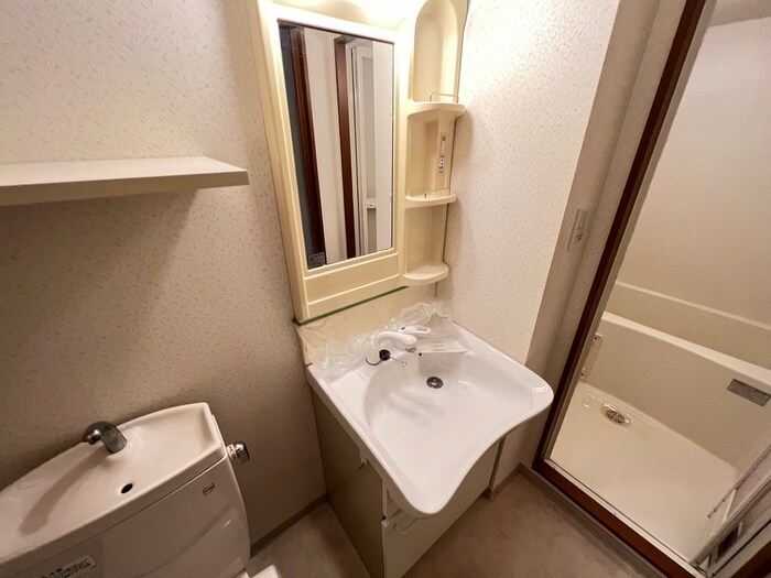 物件内観写真12　(洗面)