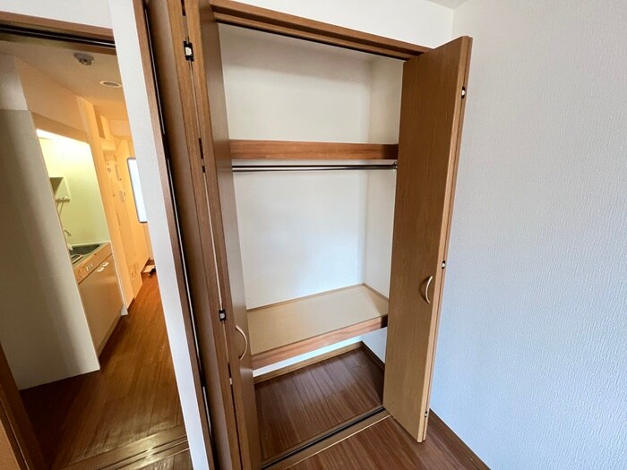 物件内観写真13　(収納)
