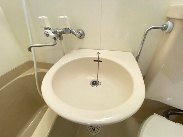 物件内観写真10　(洗面)