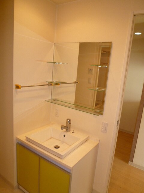 物件内観写真10　(洗面)