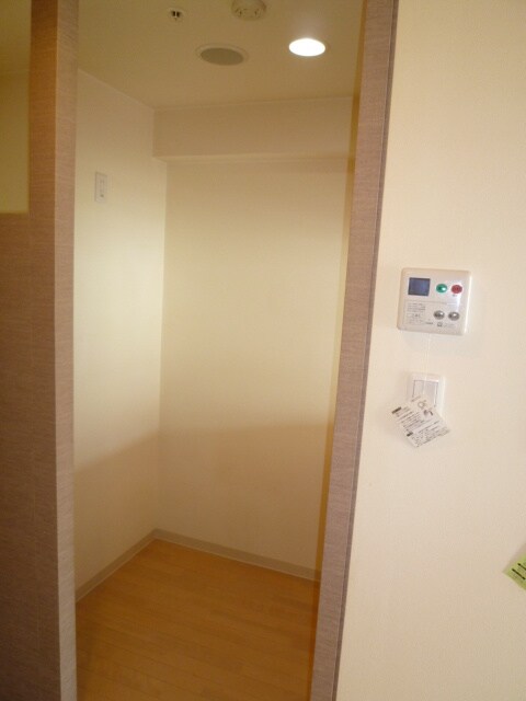 物件内観写真12　(収納)