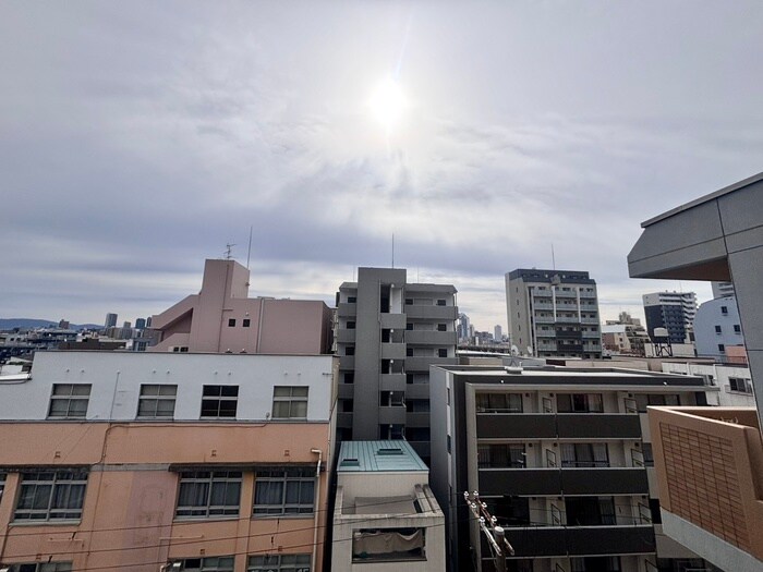 物件内観写真12　(室内からの展望)