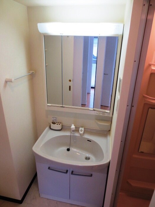 物件内観写真13　(洗面)