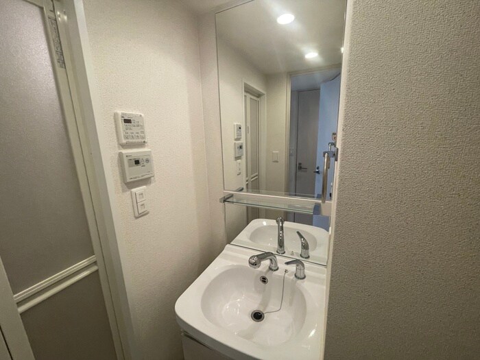 物件内観写真12　(洗面)