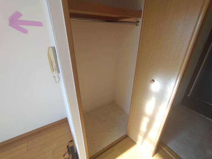 物件内観写真15　(収納)