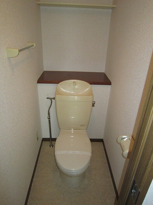 物件内観写真8　(トイレ)