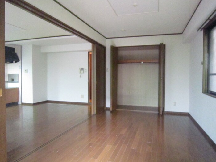 物件内観写真12　(居室)