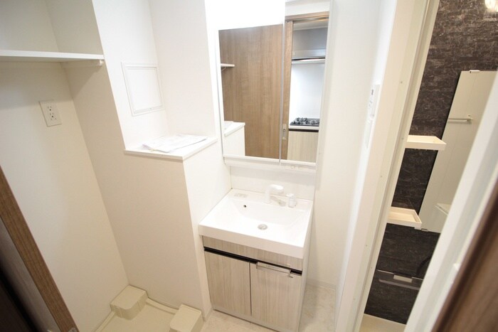 物件内観写真14　(洗面)