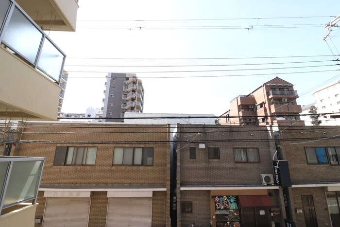 物件内観写真16　(室内からの展望)