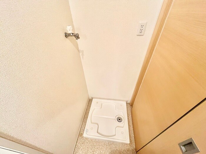 物件内観写真20　(洗濯機置場)