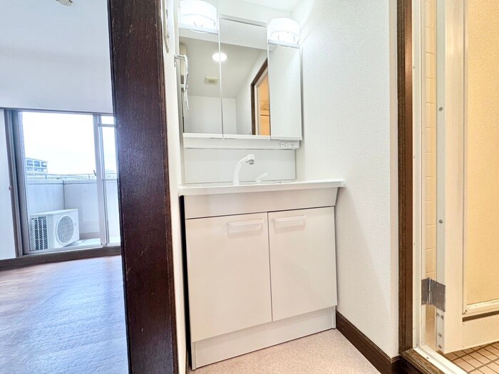 物件内観写真11　(洗面)