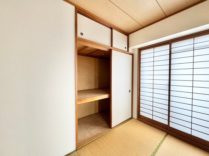 物件内観写真13　(収納)