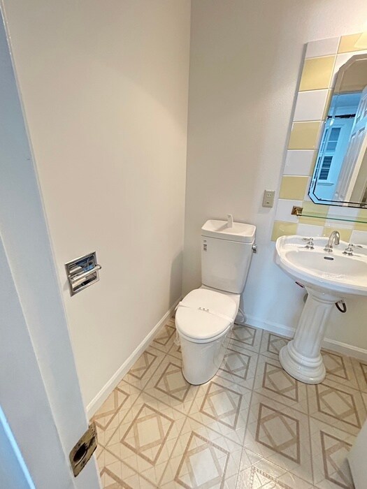 物件内観写真16　(トイレ)