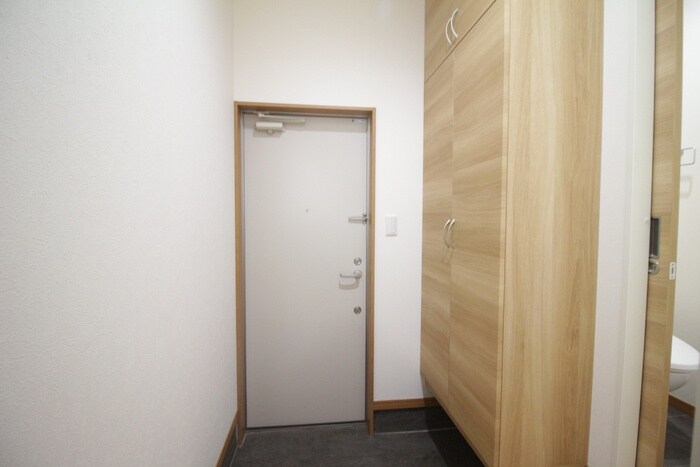 物件内観写真19　(玄関)