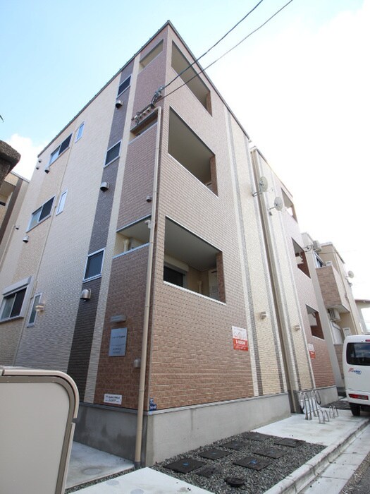 物件外観写真2　(外観写真)