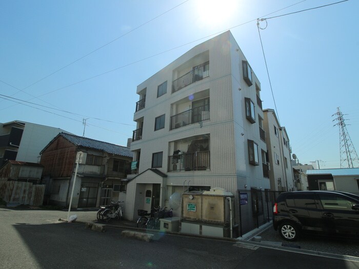 物件外観写真3　(外観写真)