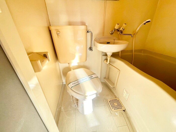 物件内観写真15　(トイレ)