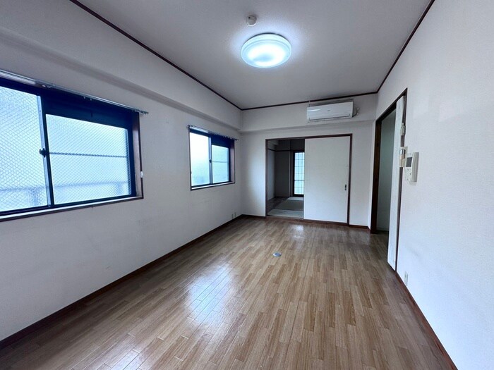 物件内観写真6　(居室)