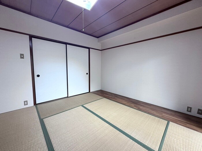 物件内観写真6　(居室)