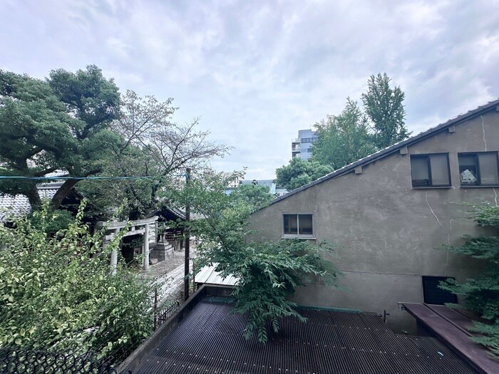 物件内観写真14　(室内からの展望)