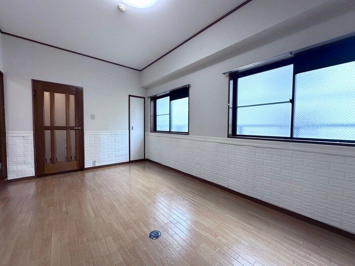 物件内観写真16　(居室)