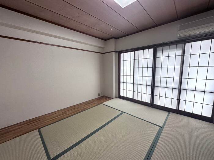 物件内観写真18　(居室)