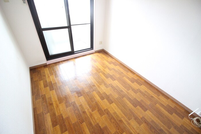 物件内観写真10　(居室)