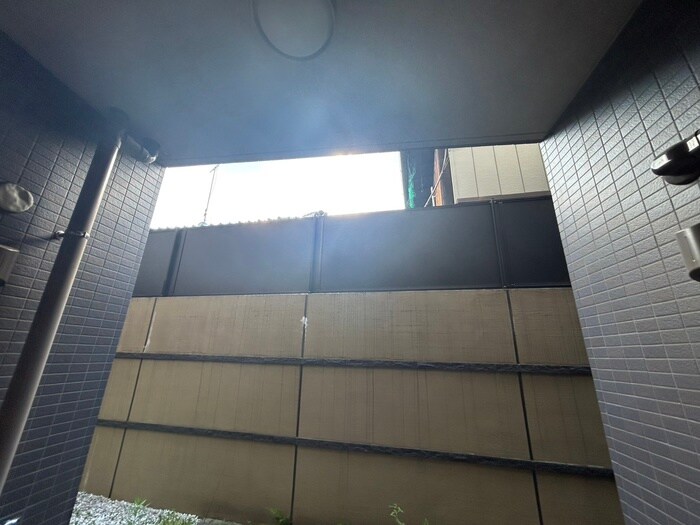 物件内観写真14　(室内からの展望)