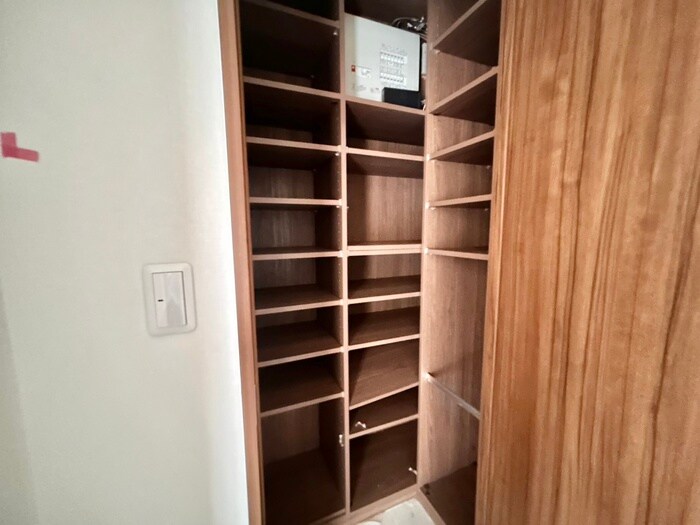 物件内観写真16　(靴箱)