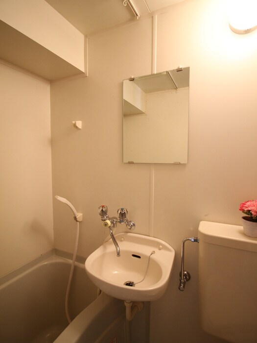 物件内観写真7　(洗面)